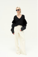 REMERA V M/C TAYLOR