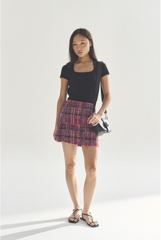 REMERA C/CUADRADO M/C NEIL