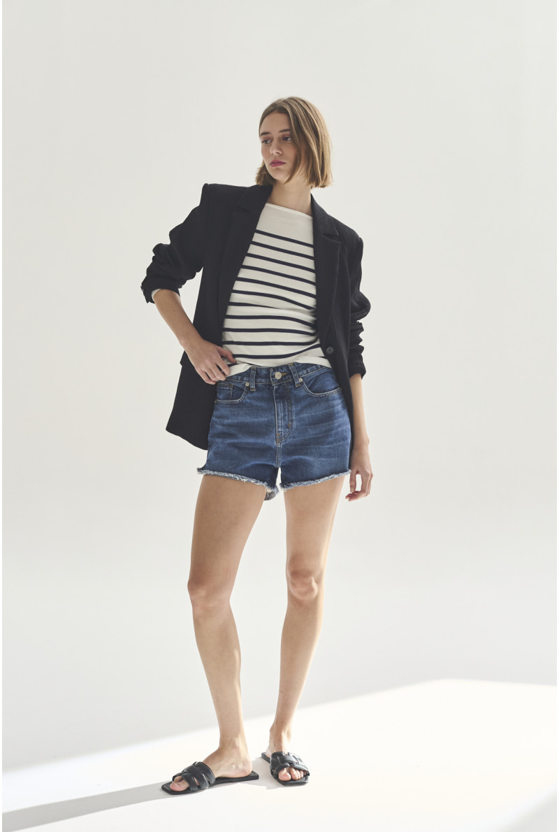 SWEATER C/BOTE M/L DORIS