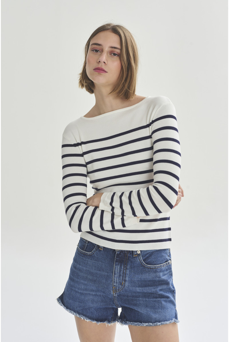 SWEATER C/BOTE M/L DORIS