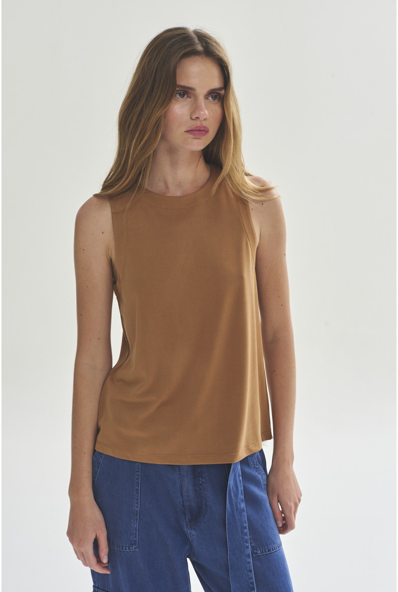 MUSCULOSA C/R CHLOE