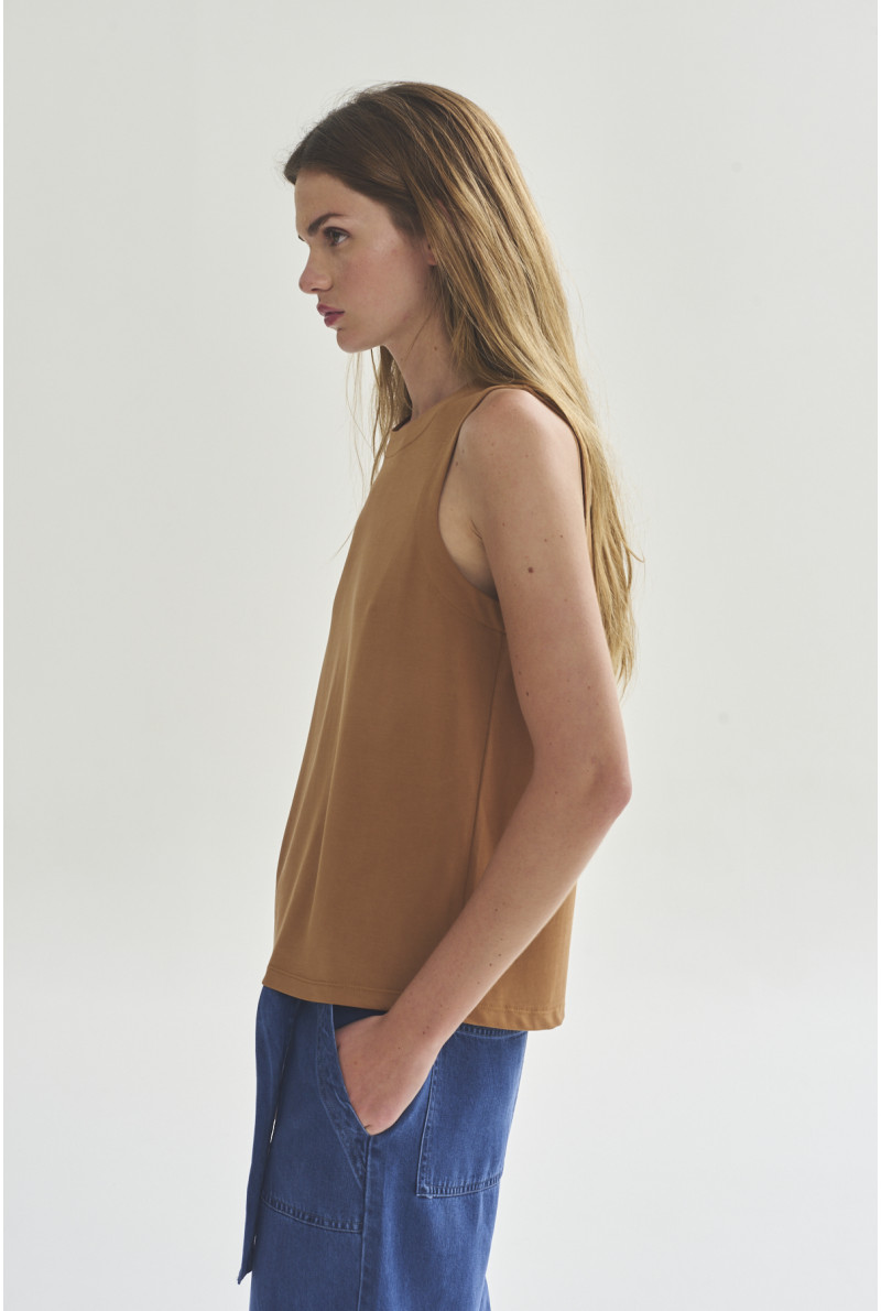 MUSCULOSA C/R CHLOE