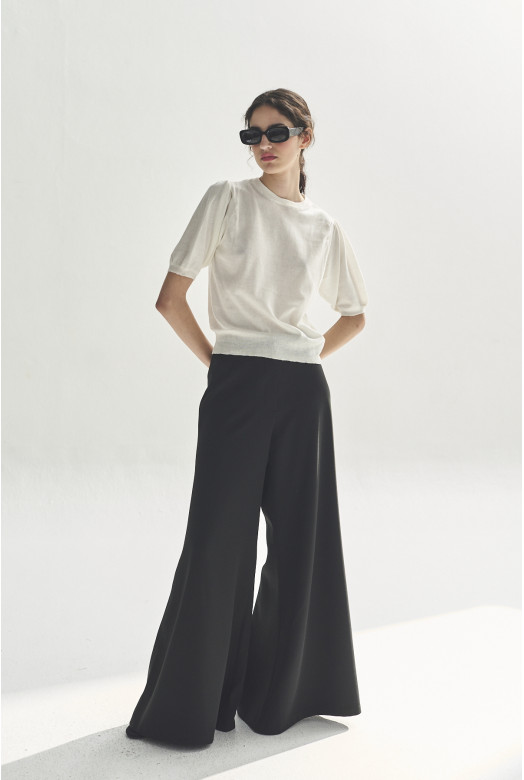 SWEATER C/R AL CODO MORA