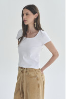 REMERA C/CUADRADO M/C JULIE