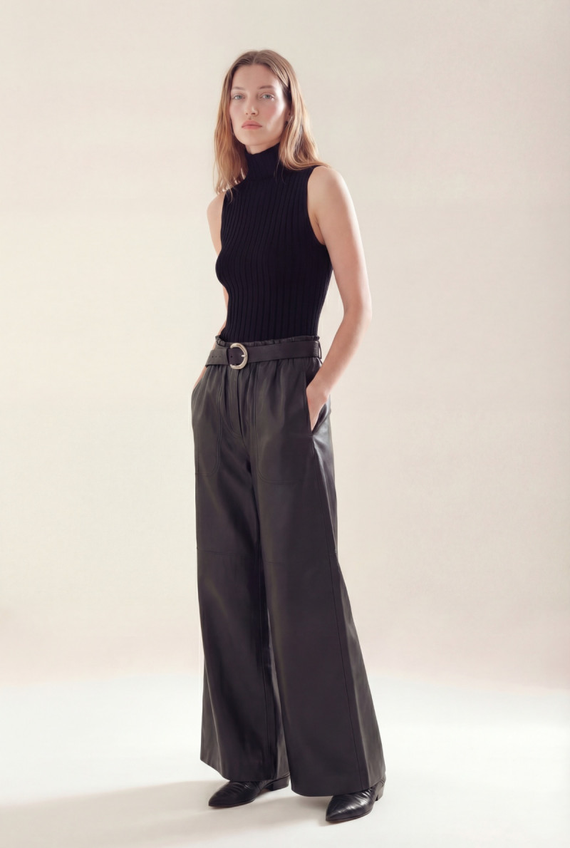 AMERICANA POLERA MONK