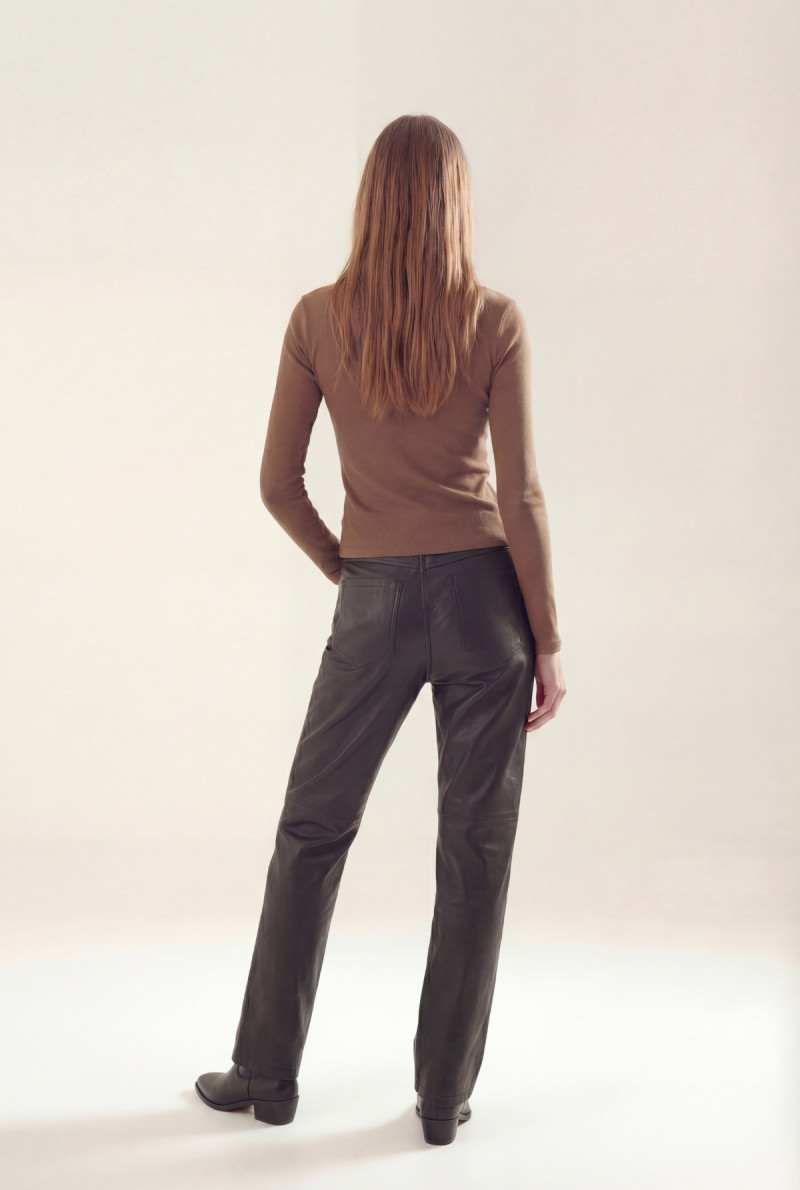 REMERA CRUZADA KYLIE