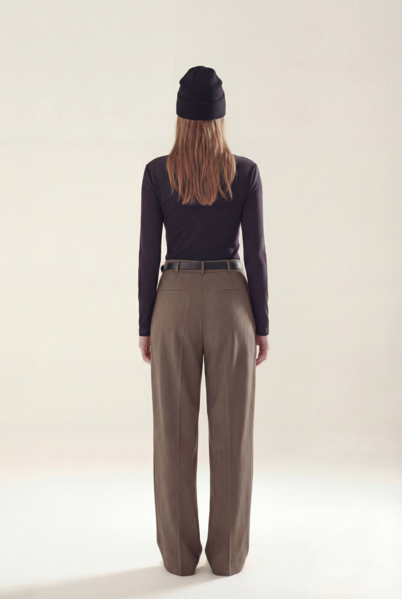 REMERA CUELLO V  DYLAN