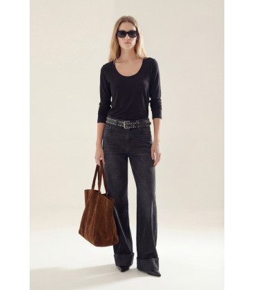 REMERA CUELLO U  DYLAN