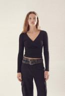 REMERA CRUZADA KYLIE