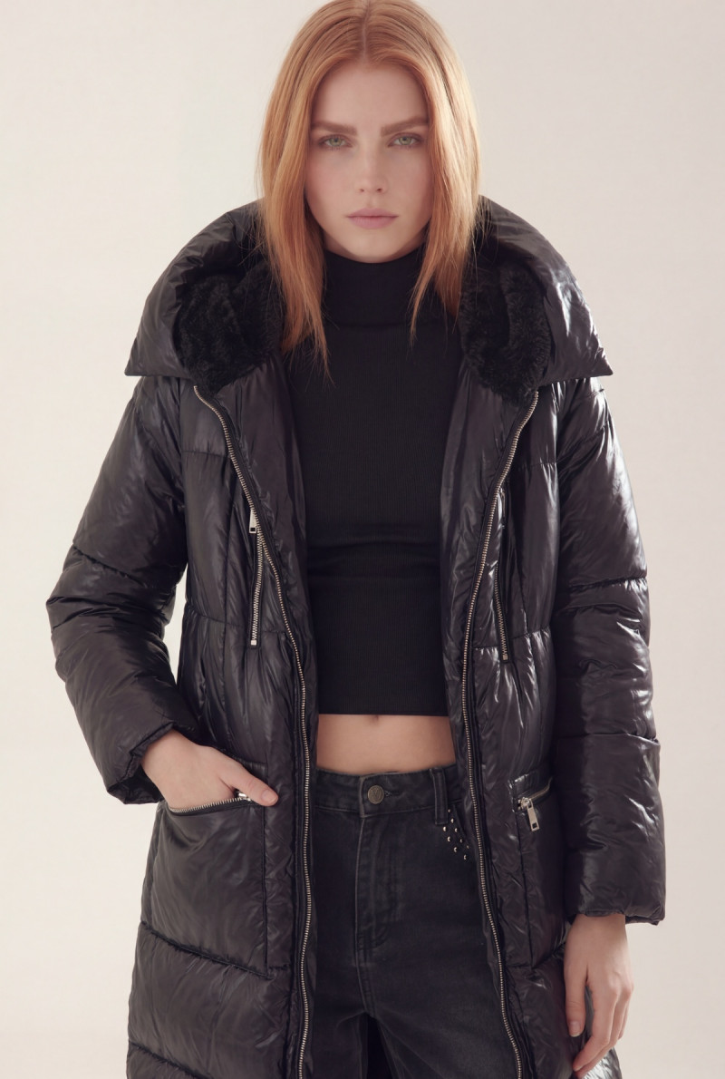 CAMPERA LARGA NINA