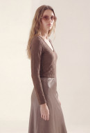 REMERA CUELLO V COBAIN