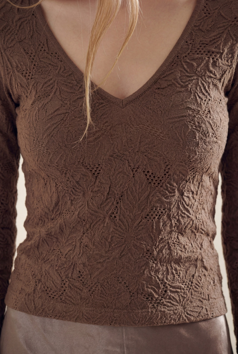 REMERA CUELLO V COBAIN