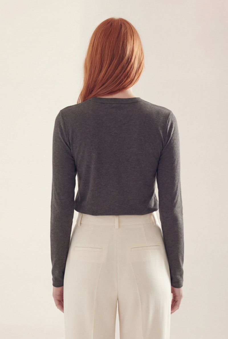 REMERA MANGA LARGA NAOMI