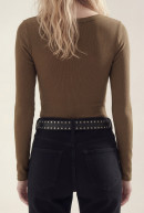 REMERA CUELLO U SIMONE