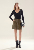 REMERA CUELLO V SIMONE