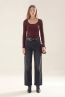 REMERA CUELLO CUADRADO SIMONE