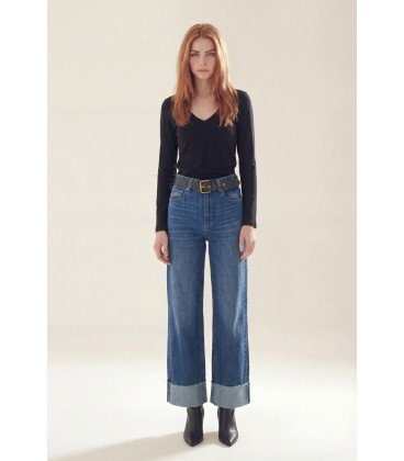 REMERA CUELLO V SIMONE