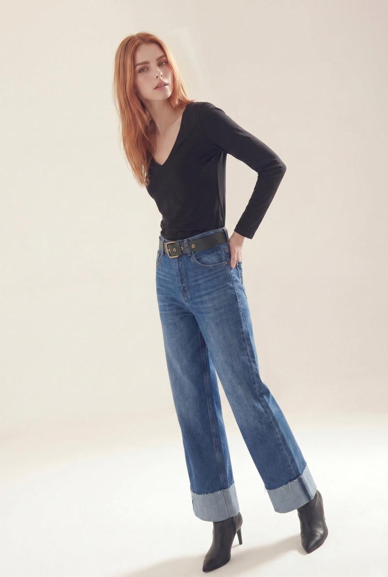 REMERA CUELLO V SIMONE