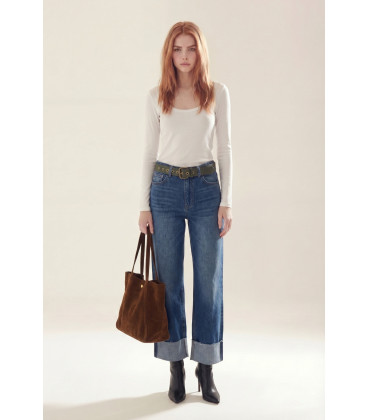 REMERA CUELLO U SIMONE