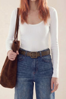 REMERA CUELLO U SIMONE