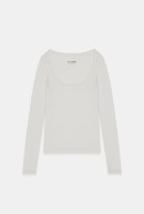 REMERA CUELLO U SIMONE