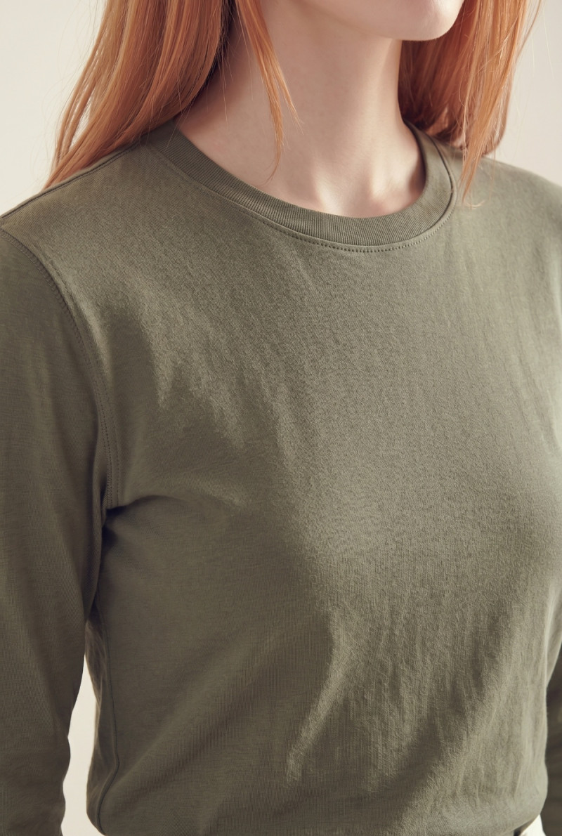 REMERA CUELLO REDONDO ALLISON