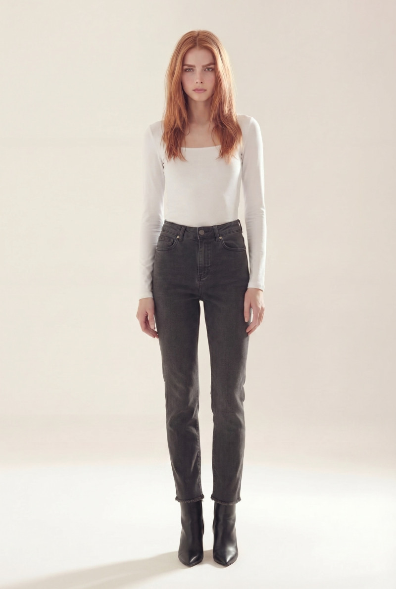 JEAN STRAIGHT NINA