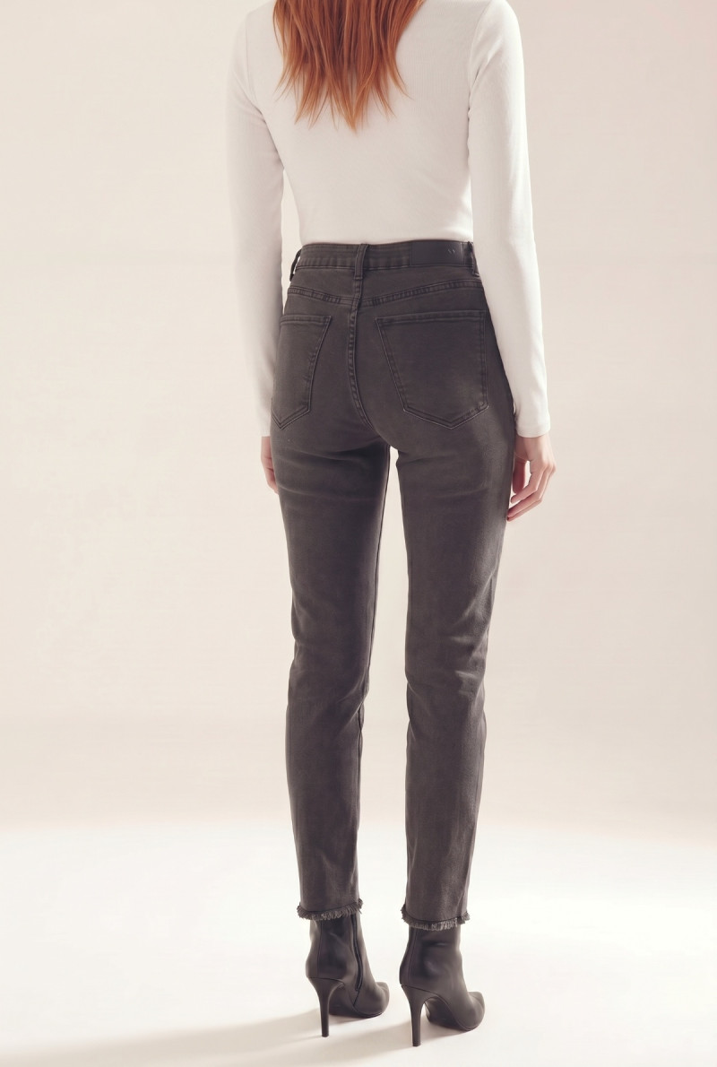 JEAN STRAIGHT NINA
