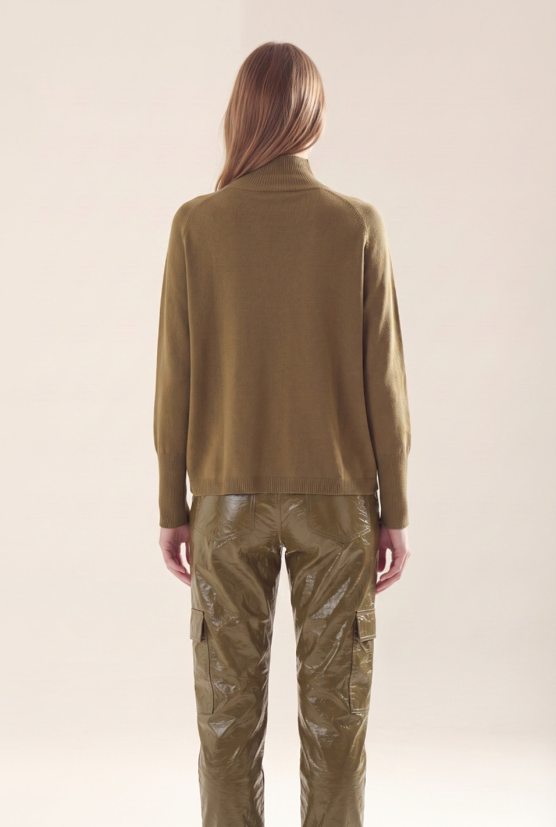 POLERA KRAVITZ