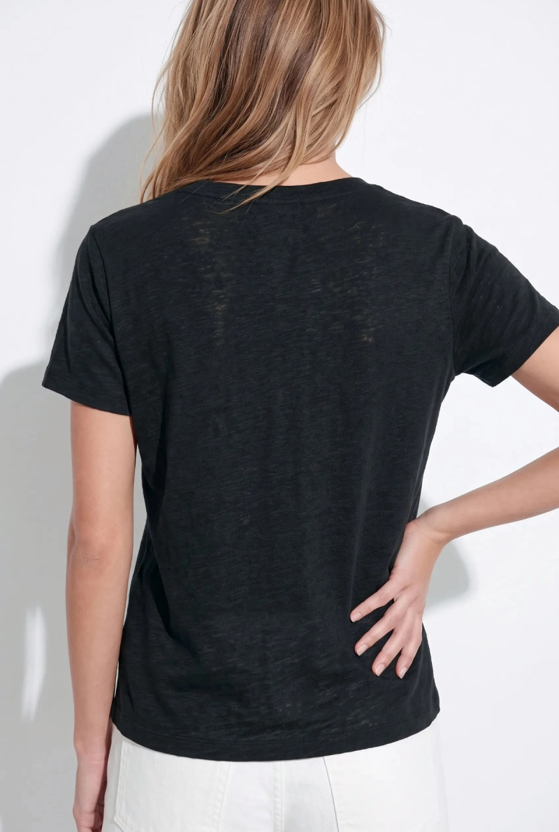 REMERA V M/C MARVIN