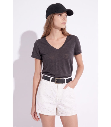 REMERA ESCOTE V ARETHA