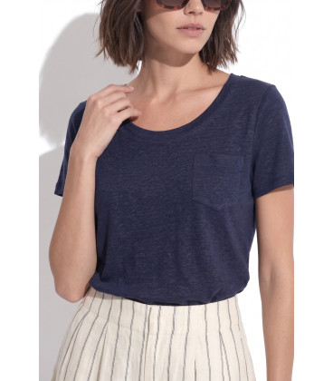 REMERA ESCOTE U MARVIN