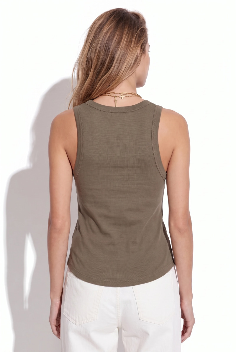 MUSCULOSA U DUKE