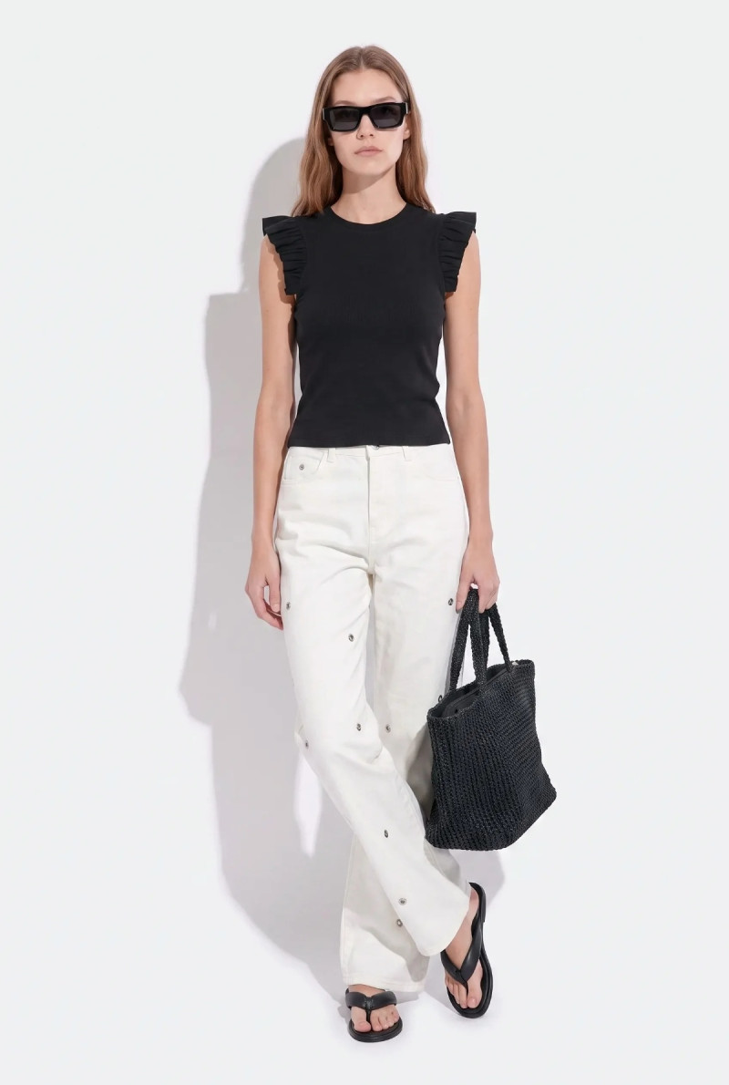 MUSCULOSA ESCOTE REDONDO ALLISON