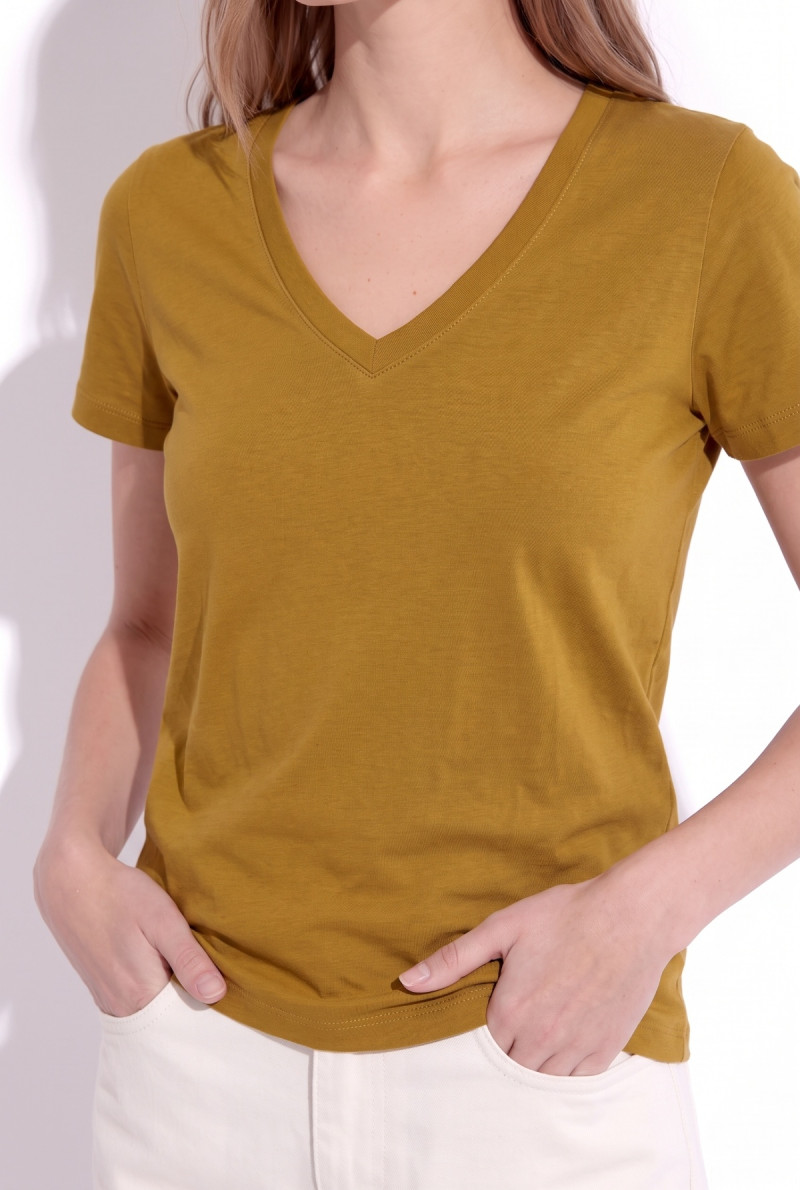 REMERA V M/C RONNIE