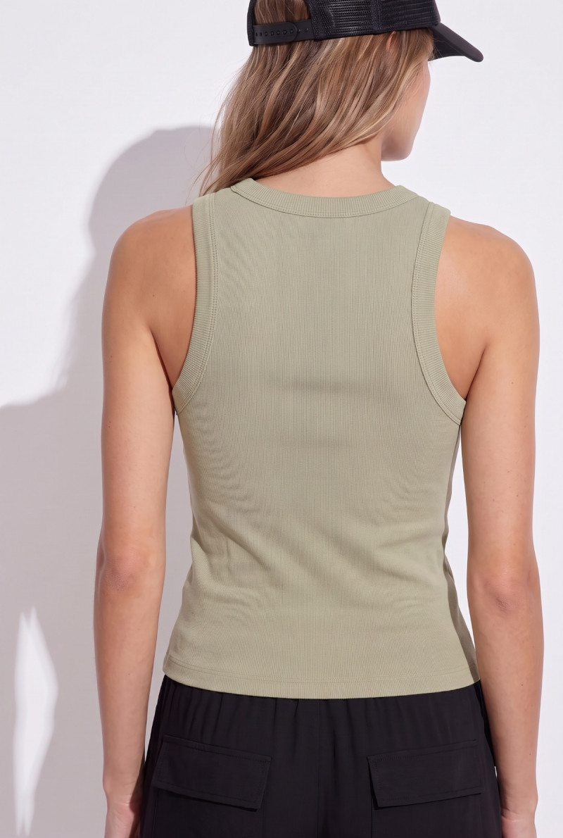 MUSCULOSA CUELLO REDONDO PARKER