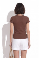 REMERA CUELLO REDONDO PARKER