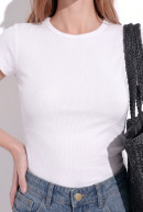 REMERA CUELLO REDONDO PARKER