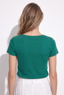 REMERA ESCOTE CUADRADO IRIS
