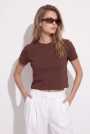 REMERA ESCOTE REDONDO IRIS