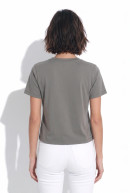 REMERA ESCOTE REDONDO IRIS