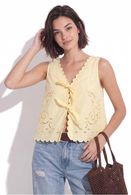 BLUSA SIN MANGAS FRESA