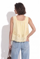 BLUSA SIN MANGAS FRESA